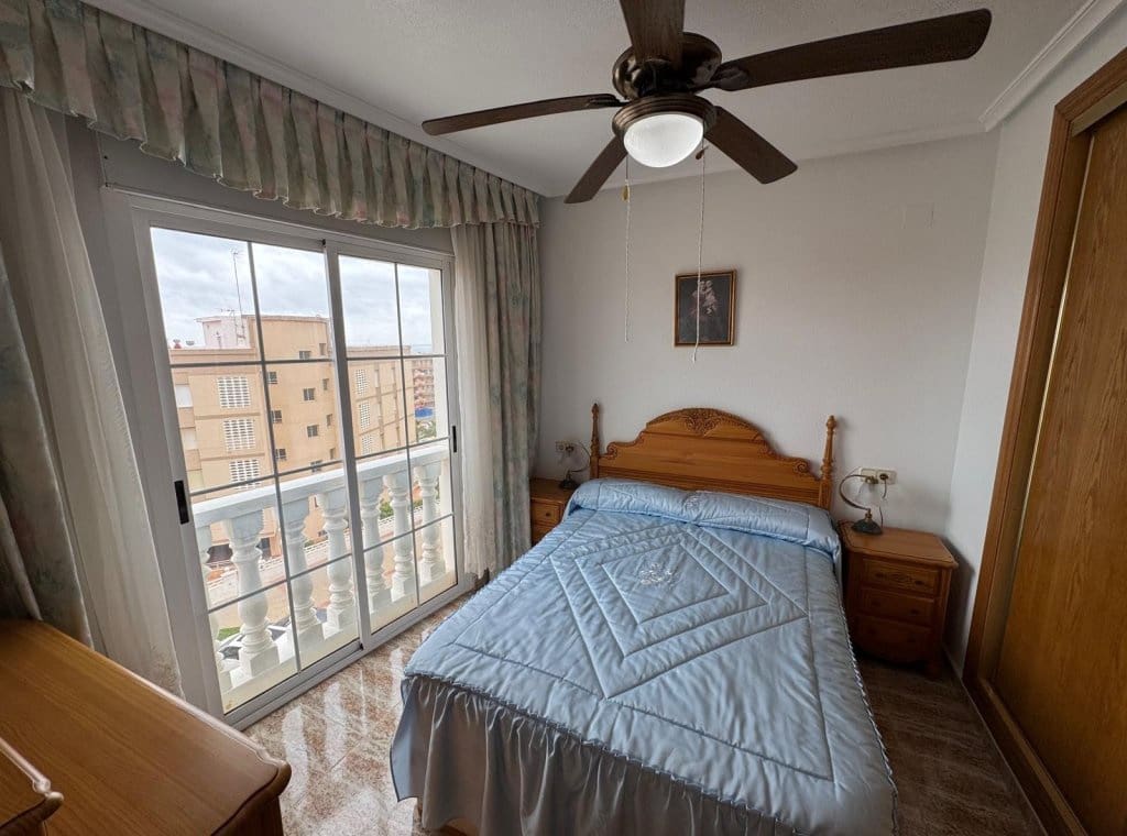 2 Zimmer Wohnung zu vermieten in Guardamar del Segura - 800 € (Ref: 8909636)