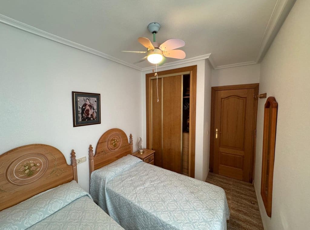 2 Zimmer Wohnung zu vermieten in Guardamar del Segura - 800 € (Ref: 8909636)