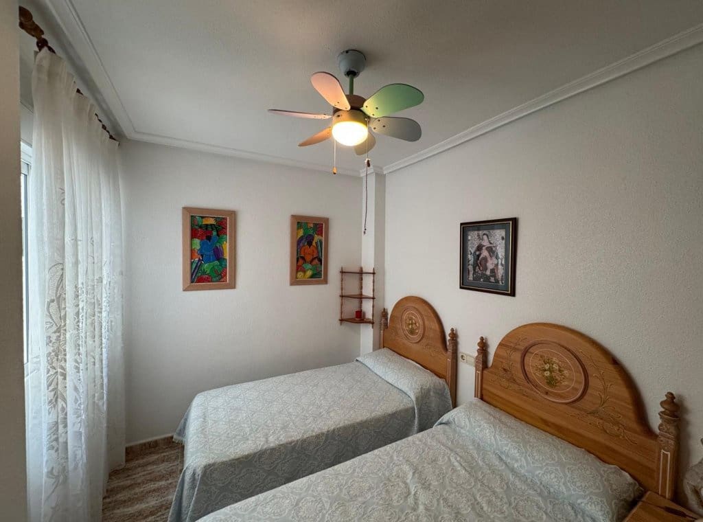 2 Zimmer Wohnung zu vermieten in Guardamar del Segura - 800 € (Ref: 8909636)