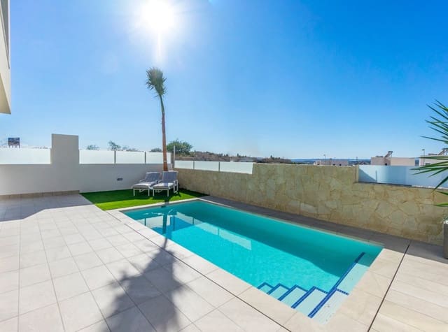 3 chambre Villa/Maison à vendre à Benijófar avec piscine - 504 000 € (Ref: 8909644)