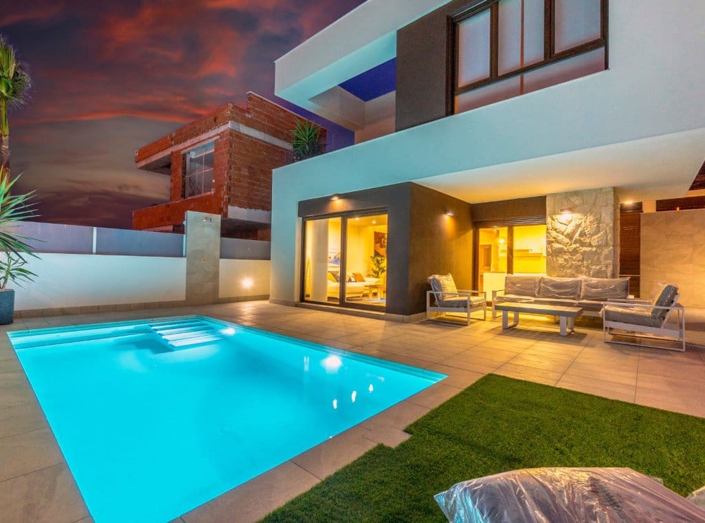 3 chambre Villa/Maison à vendre à Benijofar avec piscine - 504 000 € (Ref: 8909644)