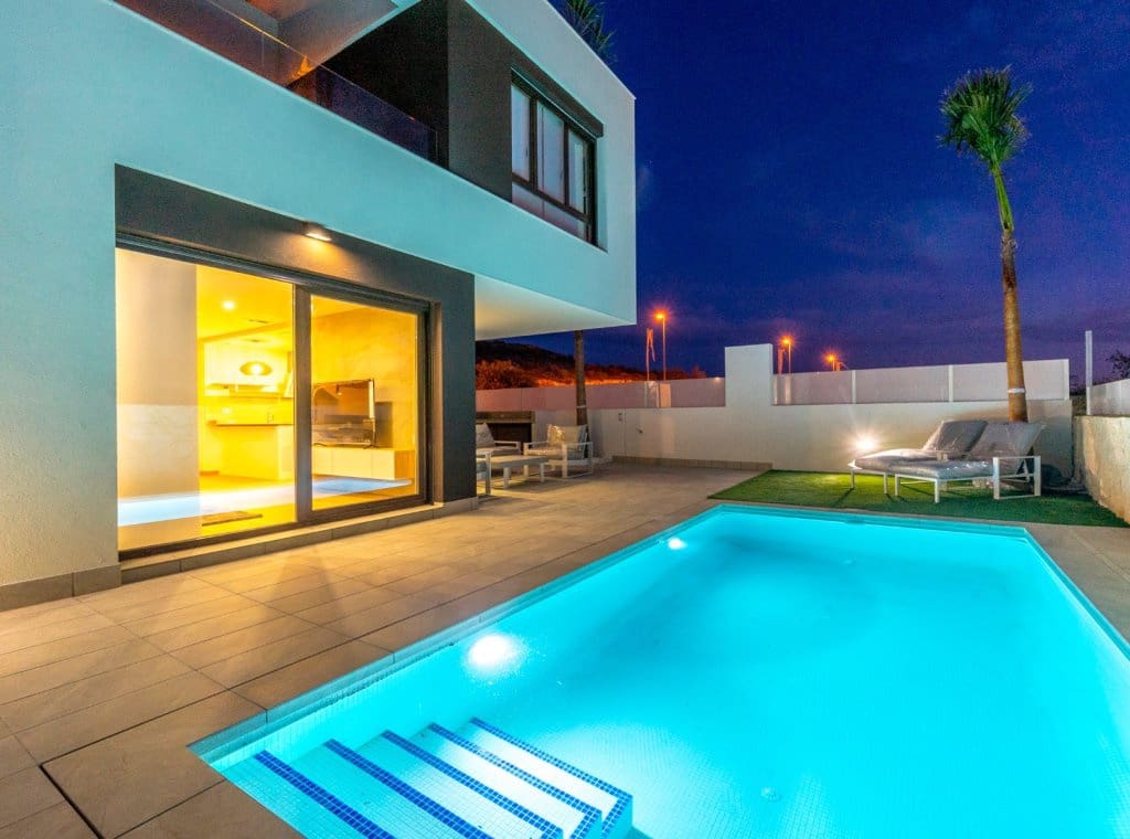 3 chambre Villa/Maison à vendre à Benijofar avec piscine - 504 000 € (Ref: 8909644)