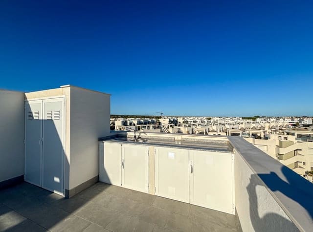 2 bedroom Penthouse for rent in El Raso, Guardamar del Segura with pool garage - € 1,500 (Ref: 8910707)