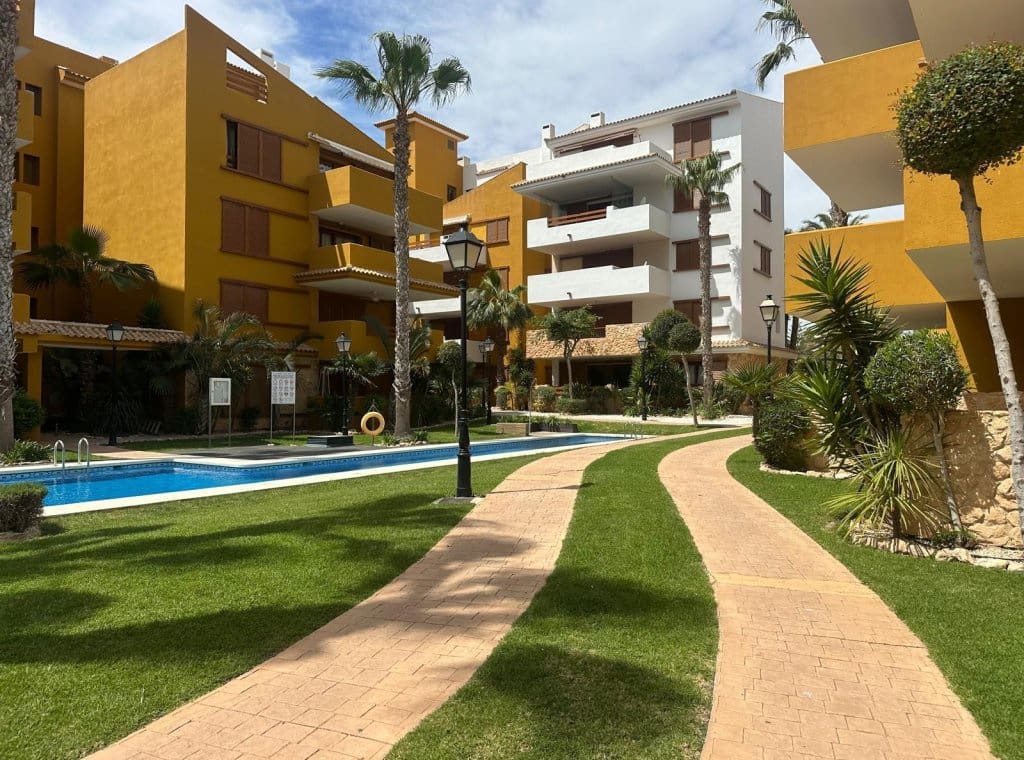 2 camera da letto Appartamento da affittare in Orihuela Costa con piscina garage - 1.500 € (Rif: 8912577)