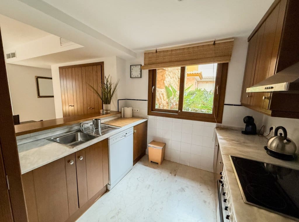 2 makuuhuone Huoneisto vuokrattavana paikassa Orihuela Costa mukana uima-altaan 
autotalli - 1 300 € (Ref: 8928162)