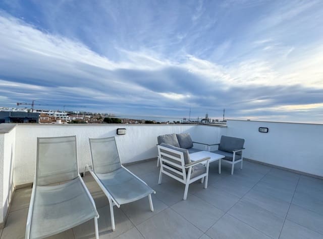2 quarto Penthouse para arrendar em Playa Flamenca, Orihuela com piscina garagem - 2 000 € (Ref: 8938311)