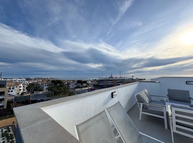 2 quarto Penthouse para arrendar em Playa Flamenca, Orihuela com piscina garagem - 2 000 € (Ref: 8938311)