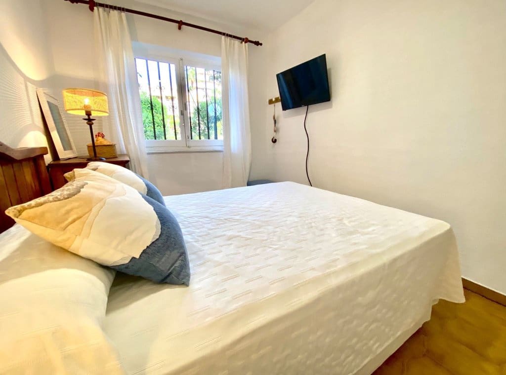 1 bedroom Flat for rent in Cabo Roig with pool garage - € 675 (Ref: 8967778)