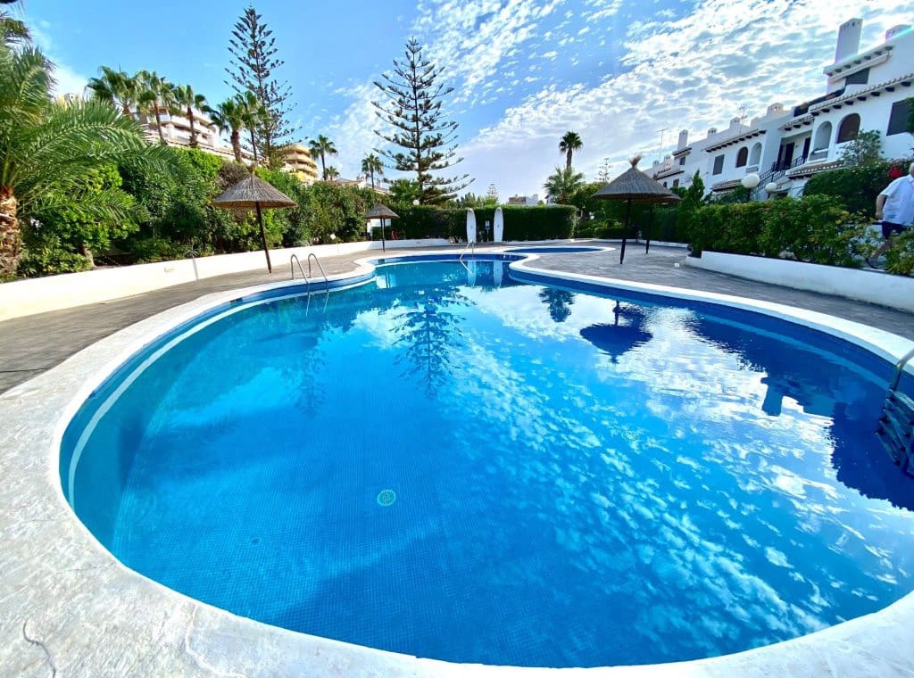 1 bedroom Flat for rent in Cabo Roig with pool garage - € 675 (Ref: 8967778)