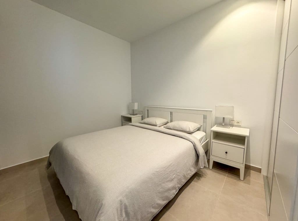 4 soverom Villa til leie i Benijofar med svømmebasseng - € 2 350 (Ref: 8977873)