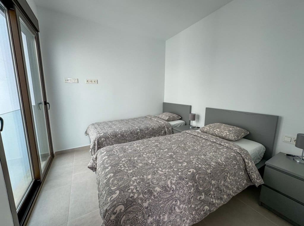 4 soverom Villa til leie i Benijofar med svømmebasseng - € 2 350 (Ref: 8977873)