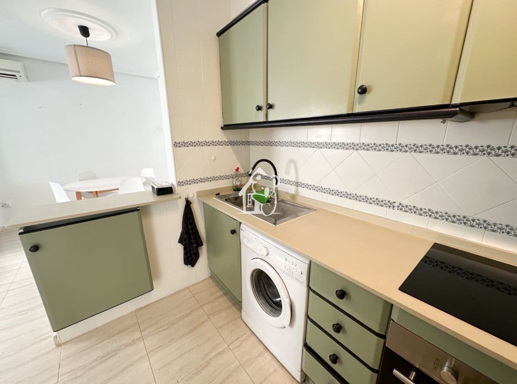 2 quarto Apartamento para arrendar em Ciudad Quesada com piscina - 900 € (Ref: 8981955)