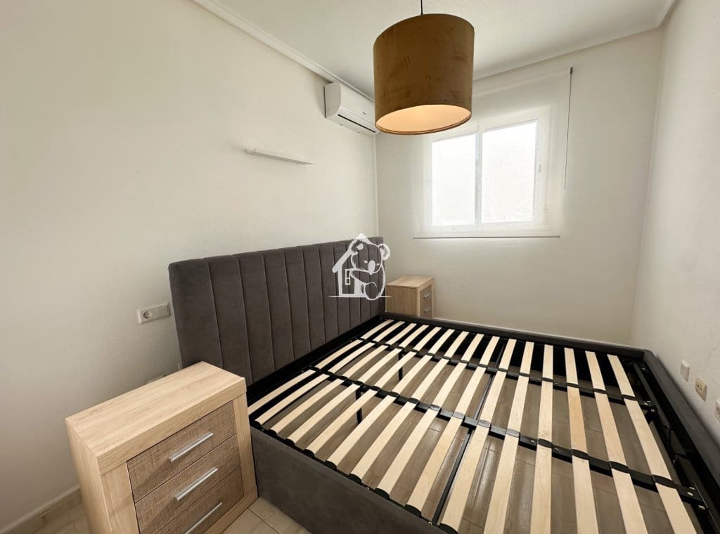 2 quarto Apartamento para arrendar em Ciudad Quesada com piscina - 900 € (Ref: 8981955)