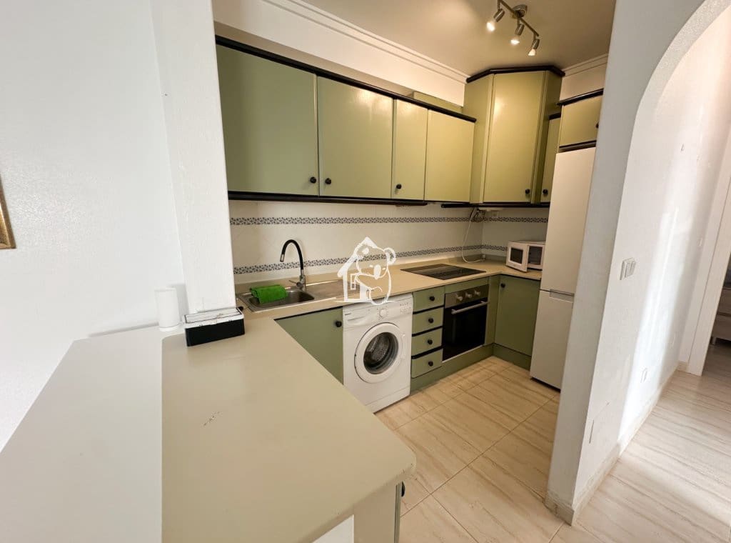 2 quarto Apartamento para arrendar em Ciudad Quesada com piscina - 900 € (Ref: 8981955)