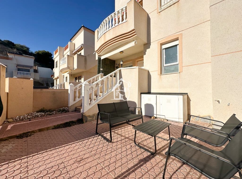 2 quarto Apartamento para arrendar em Ciudad Quesada com piscina - 900 € (Ref: 8981955)