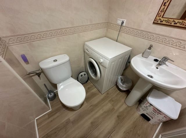 2 slaapkamer Penthouse te huur in Gaspar Perelló, Torrevieja - € 950 (Ref: 8998583)