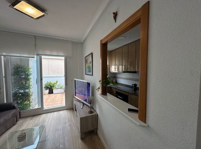 2 slaapkamer Penthouse te huur in Gaspar Perelló, Torrevieja - € 950 (Ref: 8998583)