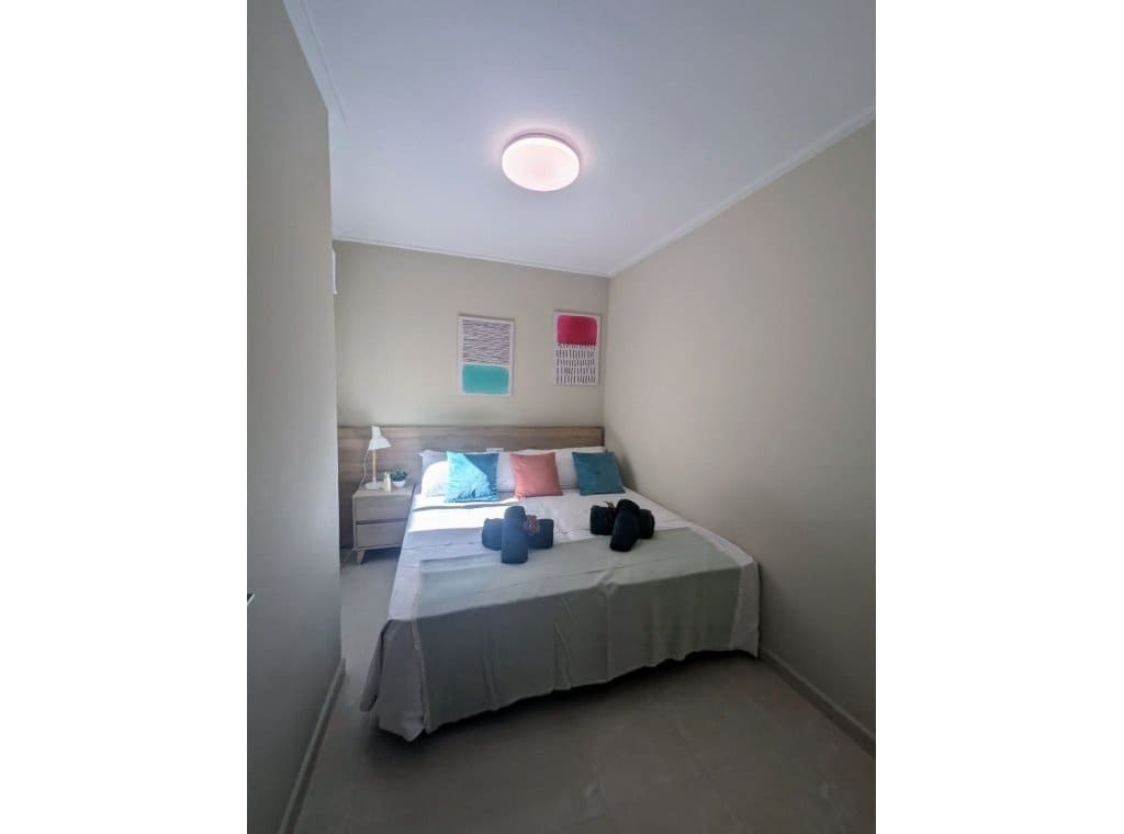 3 slaapkamer Huis te huur in Los Altos met zwembad garage - € 1.500 (Ref: 8998585)