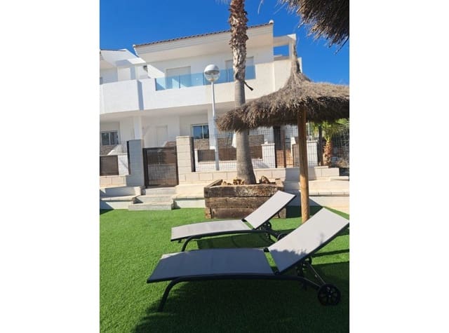 3 bedroom Townhouse for rent in Los Altos with pool garage - € 1,500 (Ref: 8998585)