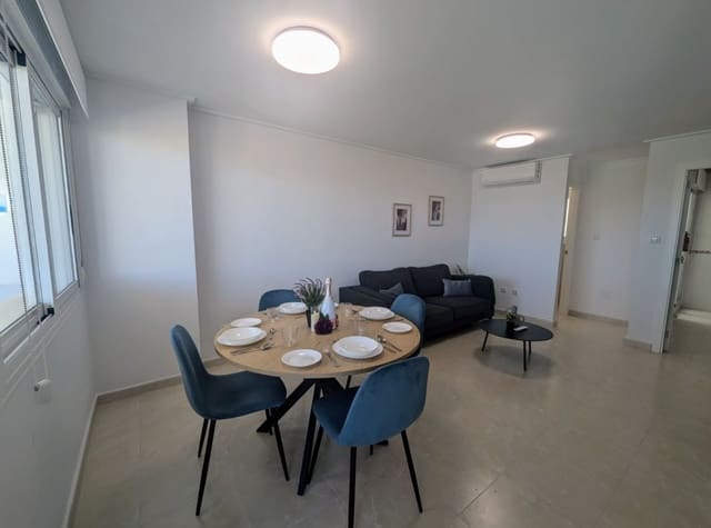 3 bedroom Townhouse for rent in Los Altos with pool garage - € 1,500 (Ref: 8998585)