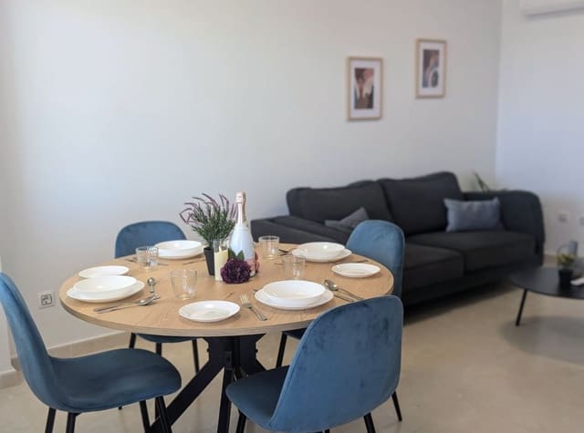 3 bedroom Townhouse for rent in Los Altos with pool garage - € 1,500 (Ref: 8998585)