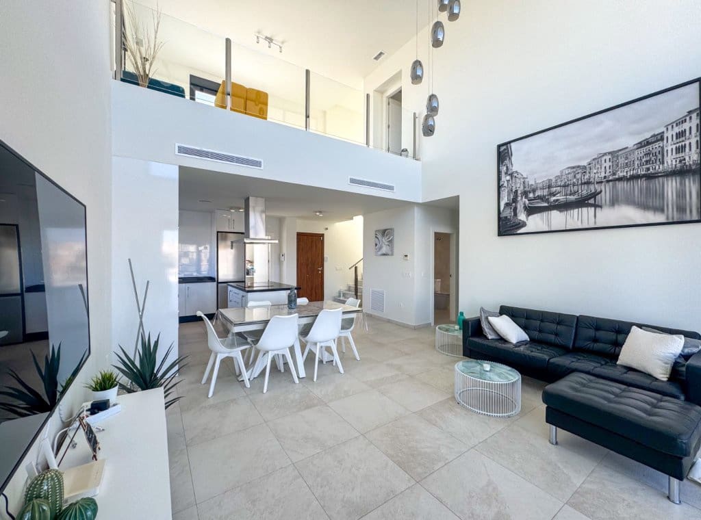 3 bedroom Villa for rent in San Fulgencio with pool garage - € 2,500 (Ref: 9000840)