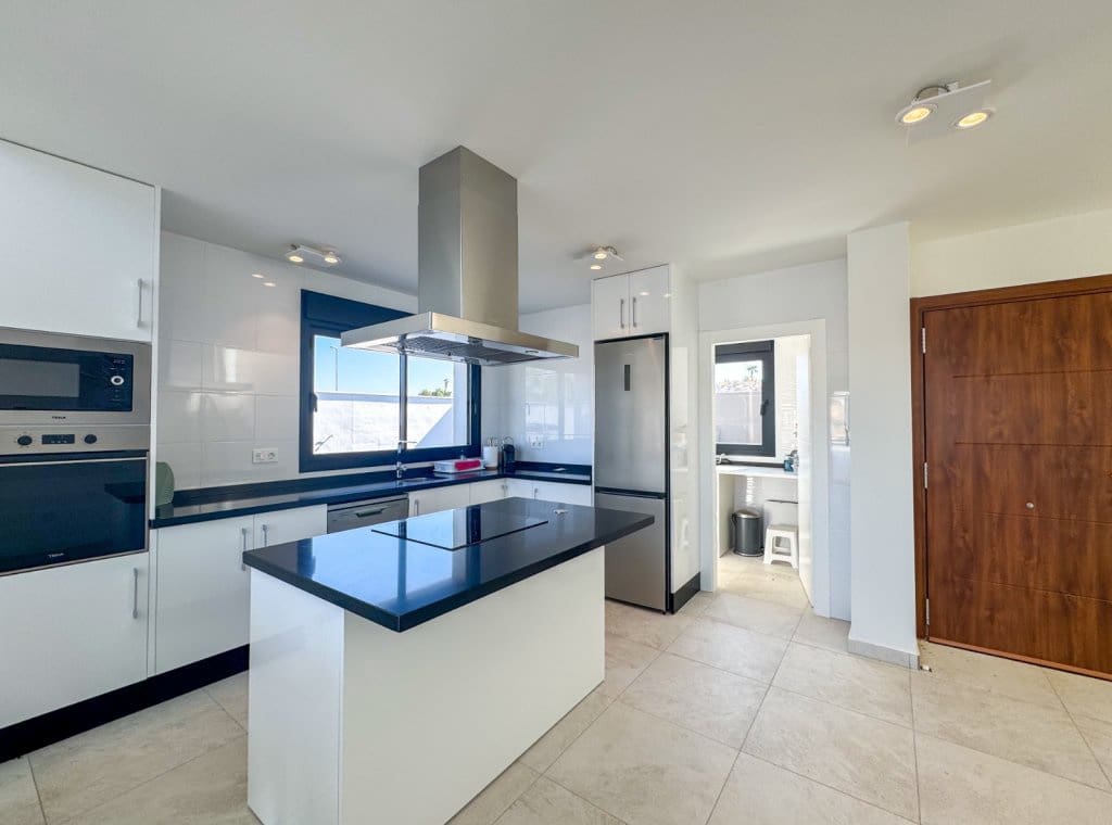 3 bedroom Villa for sale in San Fulgencio with pool garage - € 885,000 (Ref: 9002722)