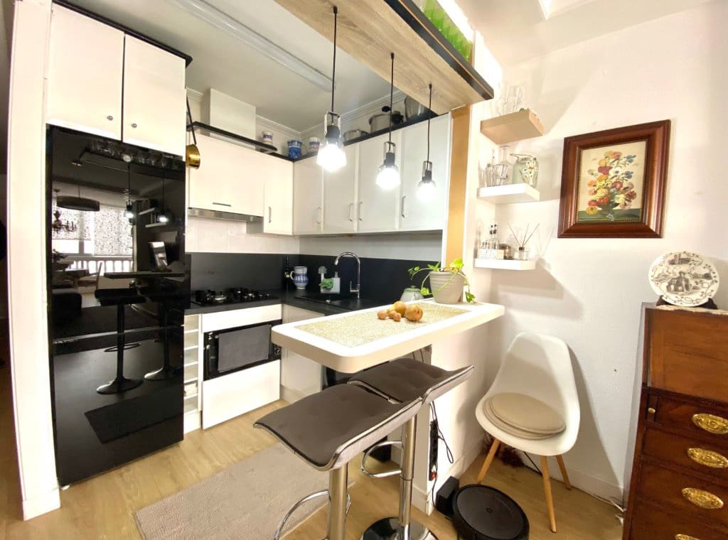 1 bedroom Flat for rent in Torrevieja - € 700 (Ref: 9002723)