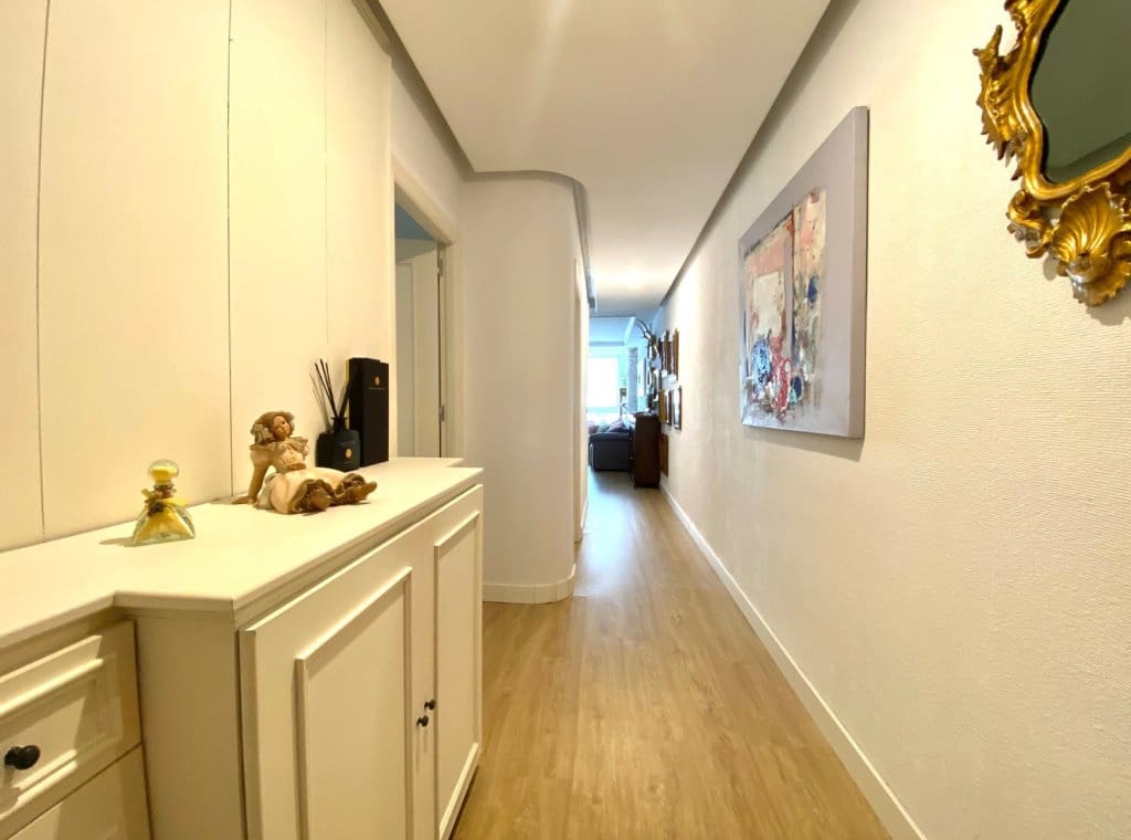 1 bedroom Flat for rent in Torrevieja - € 700 (Ref: 9002723)