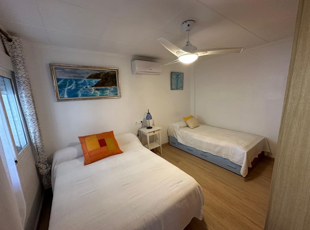 3 slaapkamer Huis te huur in Pilar de la Horadada - € 1.000 (Ref: 9026229)