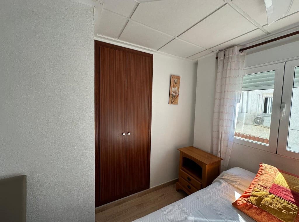 3 slaapkamer Huis te huur in Pilar de la Horadada - € 1.000 (Ref: 9026229)