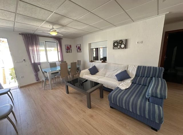 3 bedroom Townhouse for rent in Mil Palmeras, Pilar de la Horadada - € 1,000 (Ref: 9026229)