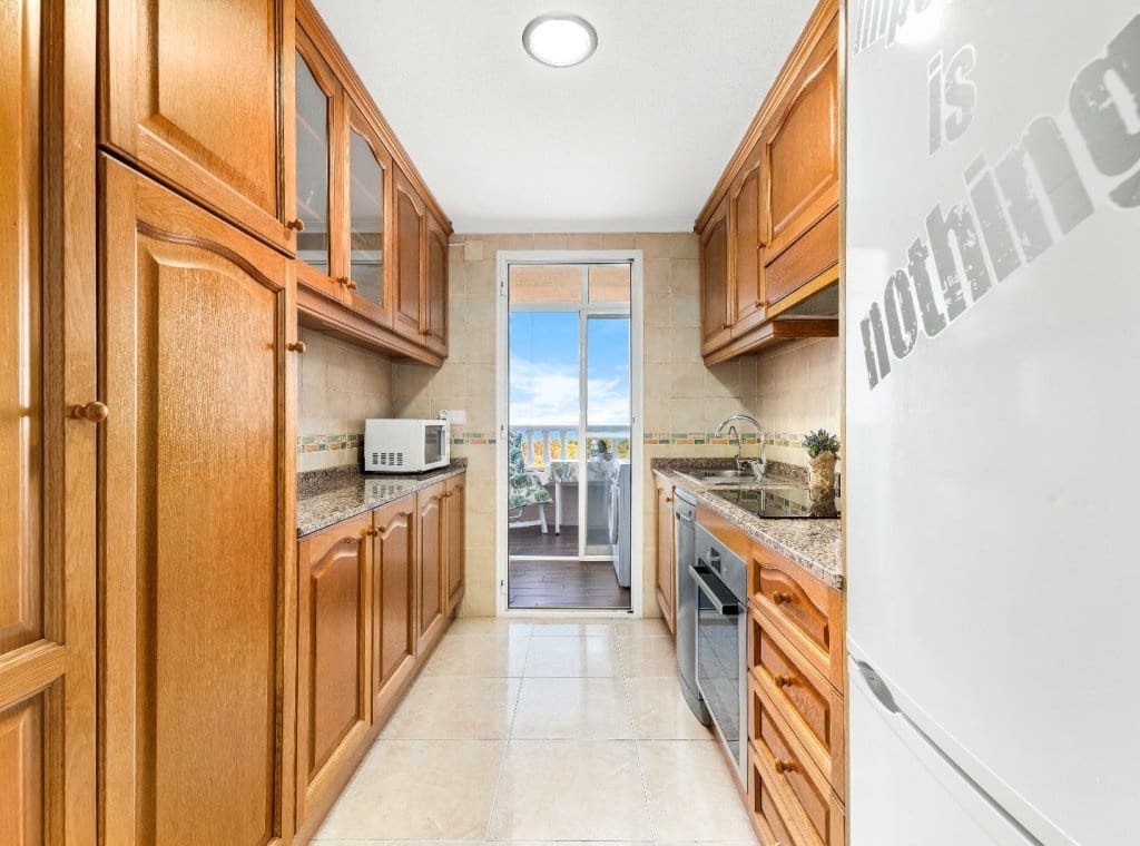 2 Zimmer Apartment zu vermieten in Guardamar del Segura mit Pool - 800 € (Ref: 9026231)