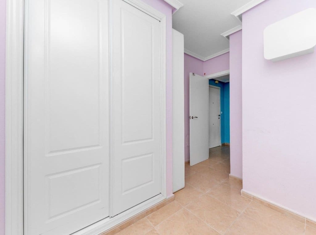 2 Zimmer Apartment zu vermieten in Guardamar del Segura mit Pool - 800 € (Ref: 9026231)