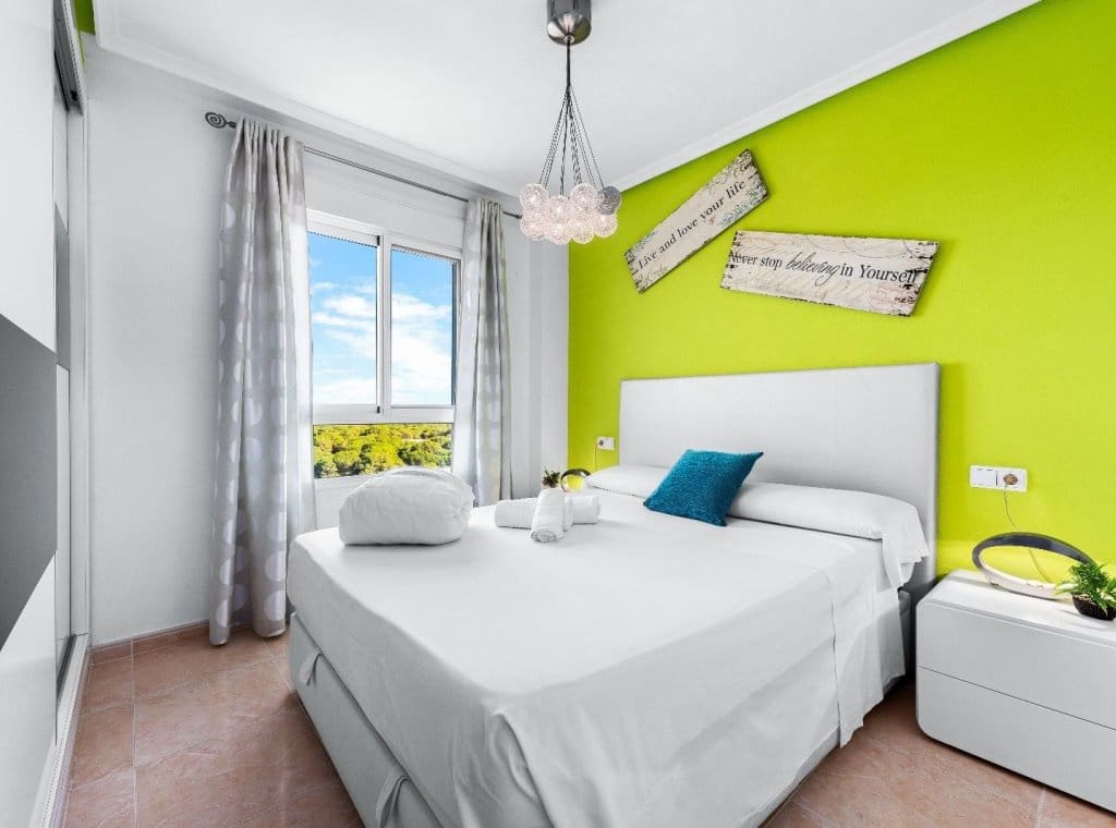 2 Zimmer Apartment zu vermieten in Guardamar del Segura mit Pool - 800 € (Ref: 9026231)