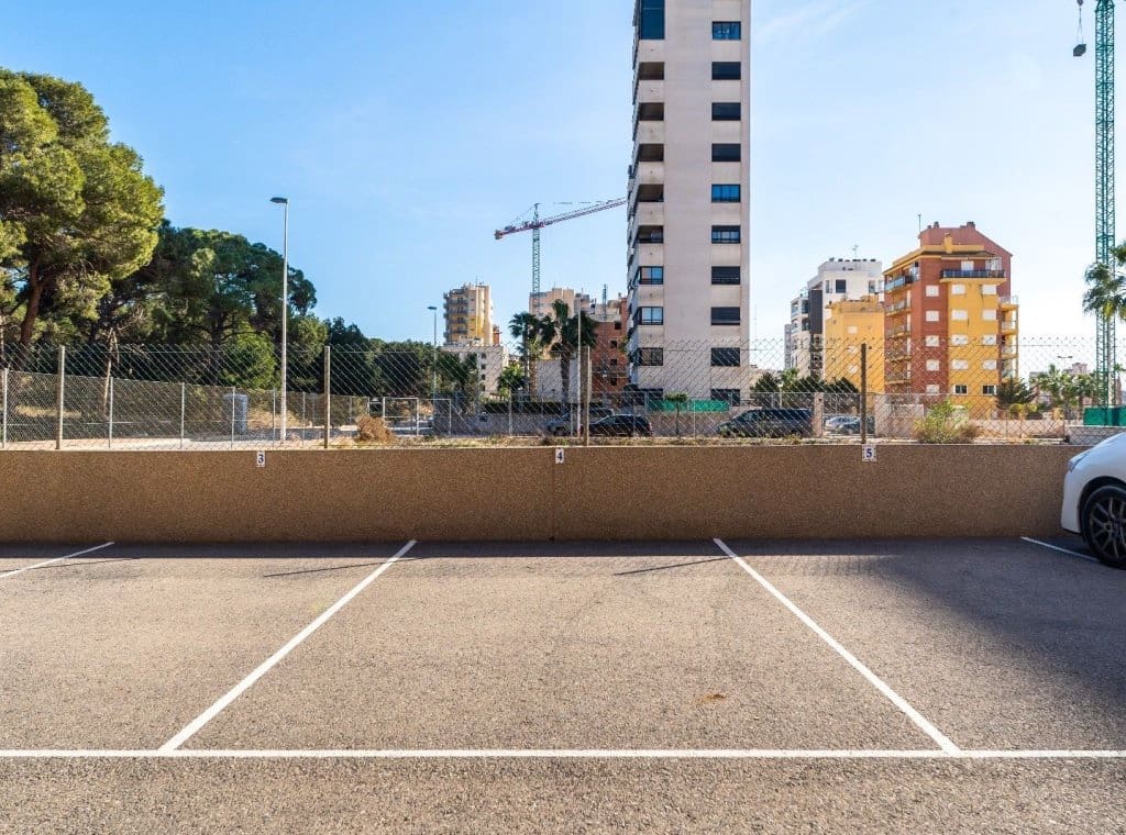 2 Zimmer Apartment zu vermieten in Guardamar del Segura mit Pool - 800 € (Ref: 9026231)