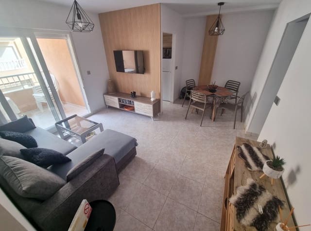 2 soveværelse Lejlighed til leje i Playa del Acequión, Torrevieja - € 900 (Ref: 9036202)