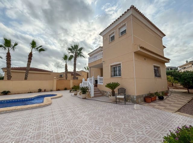 5 sypialnia Willa do wynajęcia w Ciudad Quesada, Rojales z basenem - 1 700 € (Ref: 9041874)