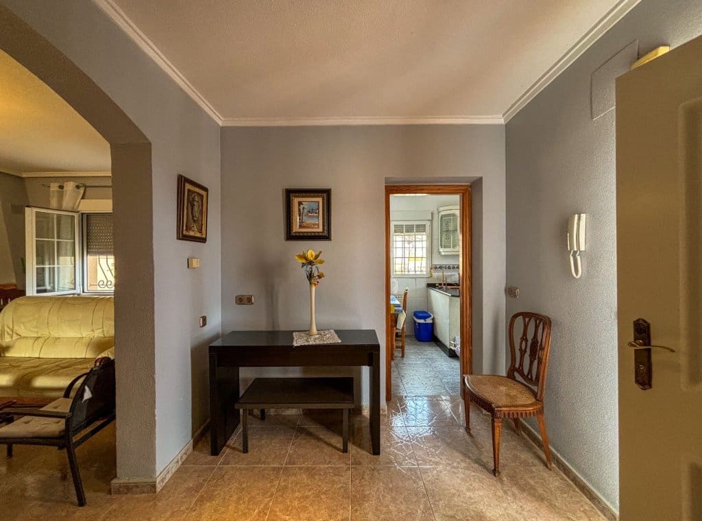 5 bedroom Villa for rent in Ciudad Quesada with pool - € 1,700 (Ref: 9041874)