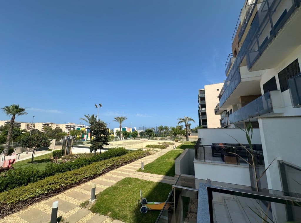 2 soveværelse Lejlighed til leje i Pilar de la Horadada med swimmingpool garage - € 1.000 (Ref: 9068387)