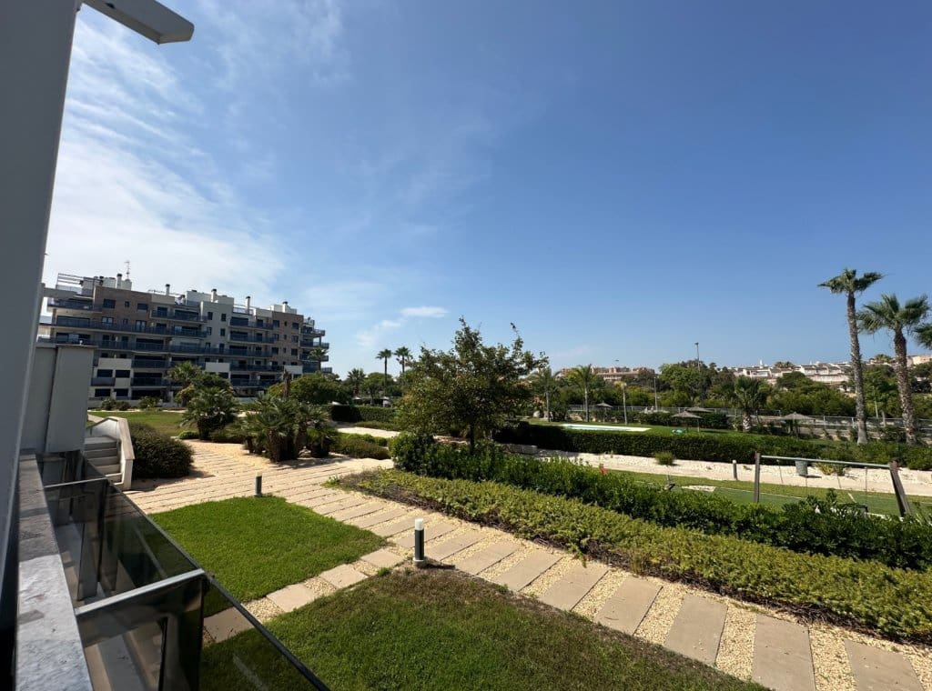 2 soveværelse Lejlighed til leje i Pilar de la Horadada med swimmingpool garage - € 1.000 (Ref: 9068387)