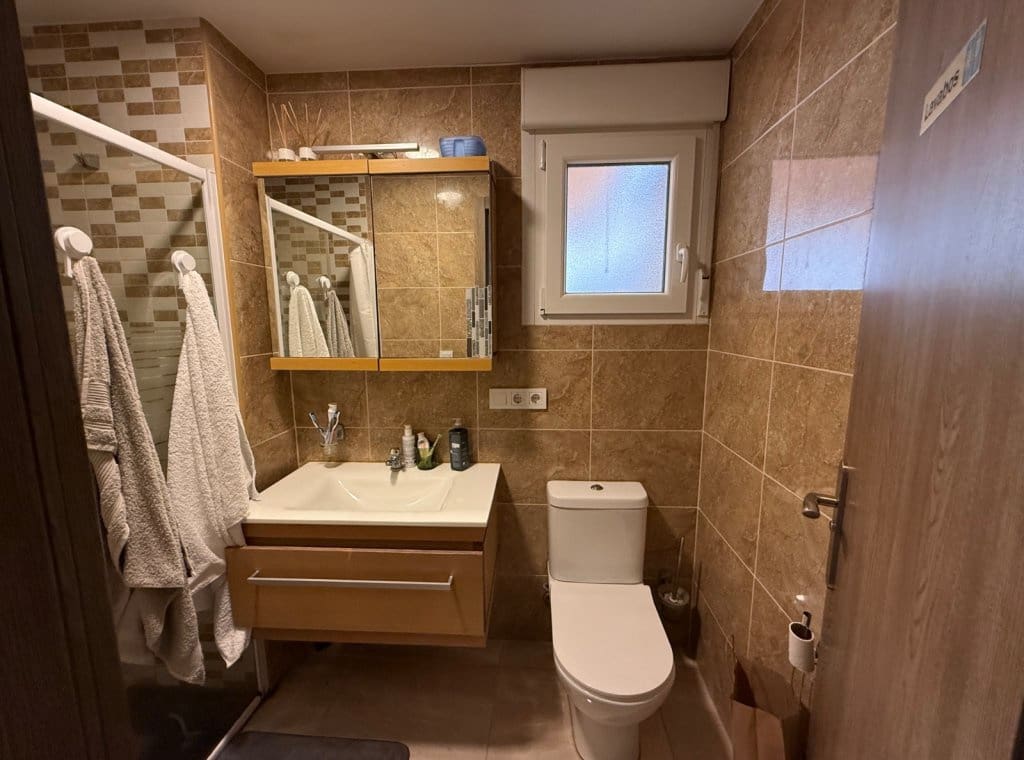 4 soveværelse Lejlighed til leje i Torrevieja - € 1.500 (Ref: 9068388)