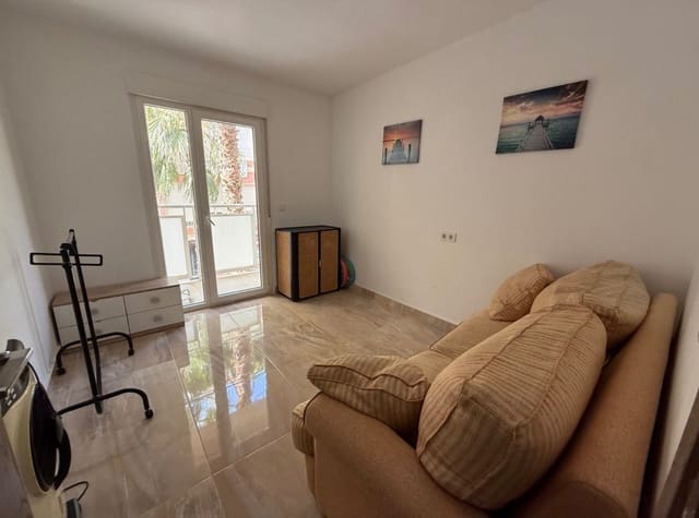 4 bedroom Flat for rent in Centro - Muelle Pesquero, Torrevieja - € 1,500 (Ref: 9068388)