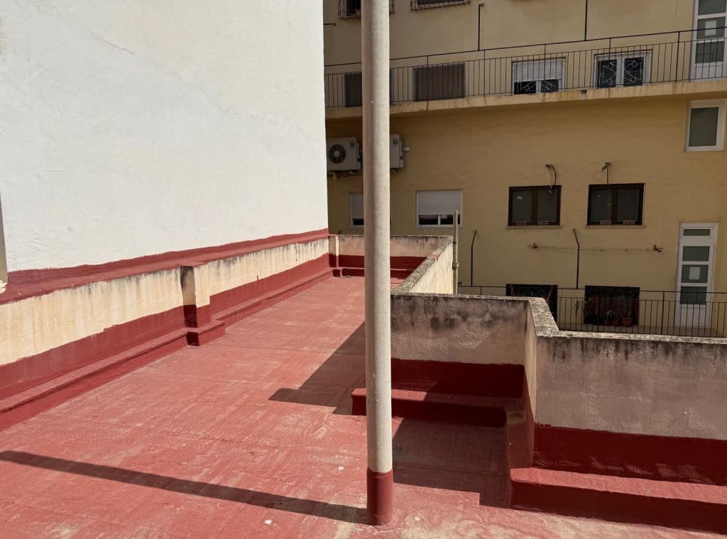 4 soveværelse Lejlighed til leje i Torrevieja - € 1.500 (Ref: 9068388)