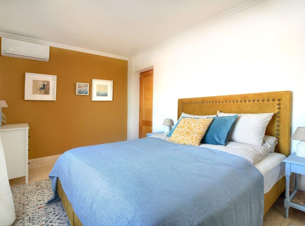 5 soverom Villa til leie i Torrevieja med svømmebasseng - € 1 800 (Ref: 9072979)