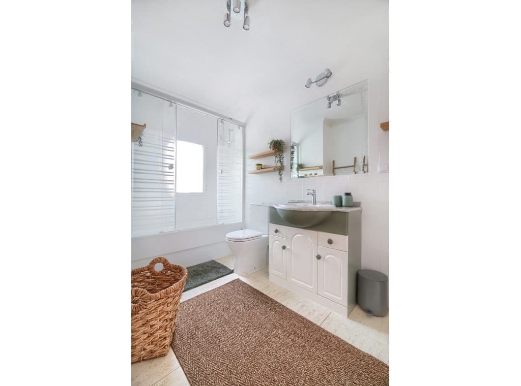 5 soverom Villa til leie i Torrevieja med svømmebasseng - € 1 800 (Ref: 9072979)