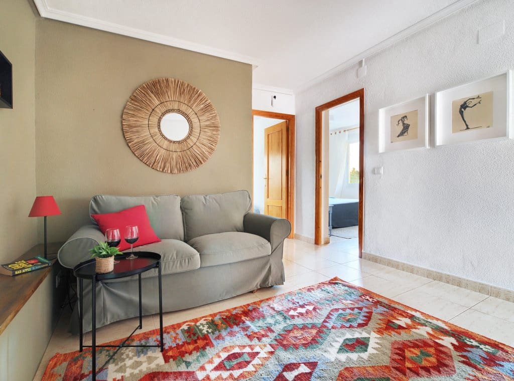 5 soverom Villa til leie i Torrevieja med svømmebasseng - € 1 800 (Ref: 9072979)