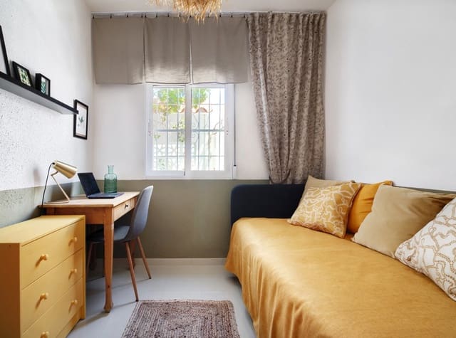 5 soverom Villa til leie i Nueva Torrevieja, Torrevieja med svømmebasseng - € 1 800 (Ref: 9072979)