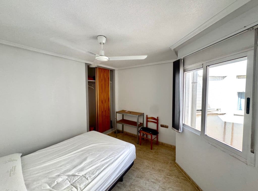 2 bedroom Flat for rent in Los Montesinos - € 650 (Ref: 9072982)