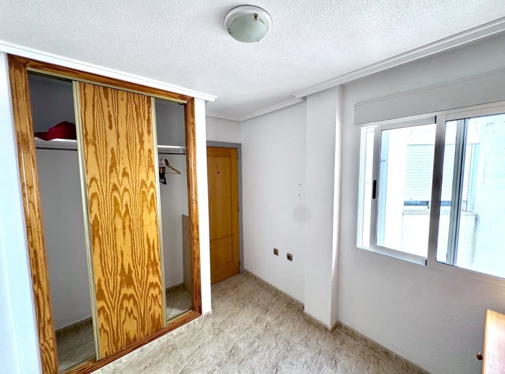 2 bedroom Flat for rent in Los Montesinos - € 650 (Ref: 9072982)